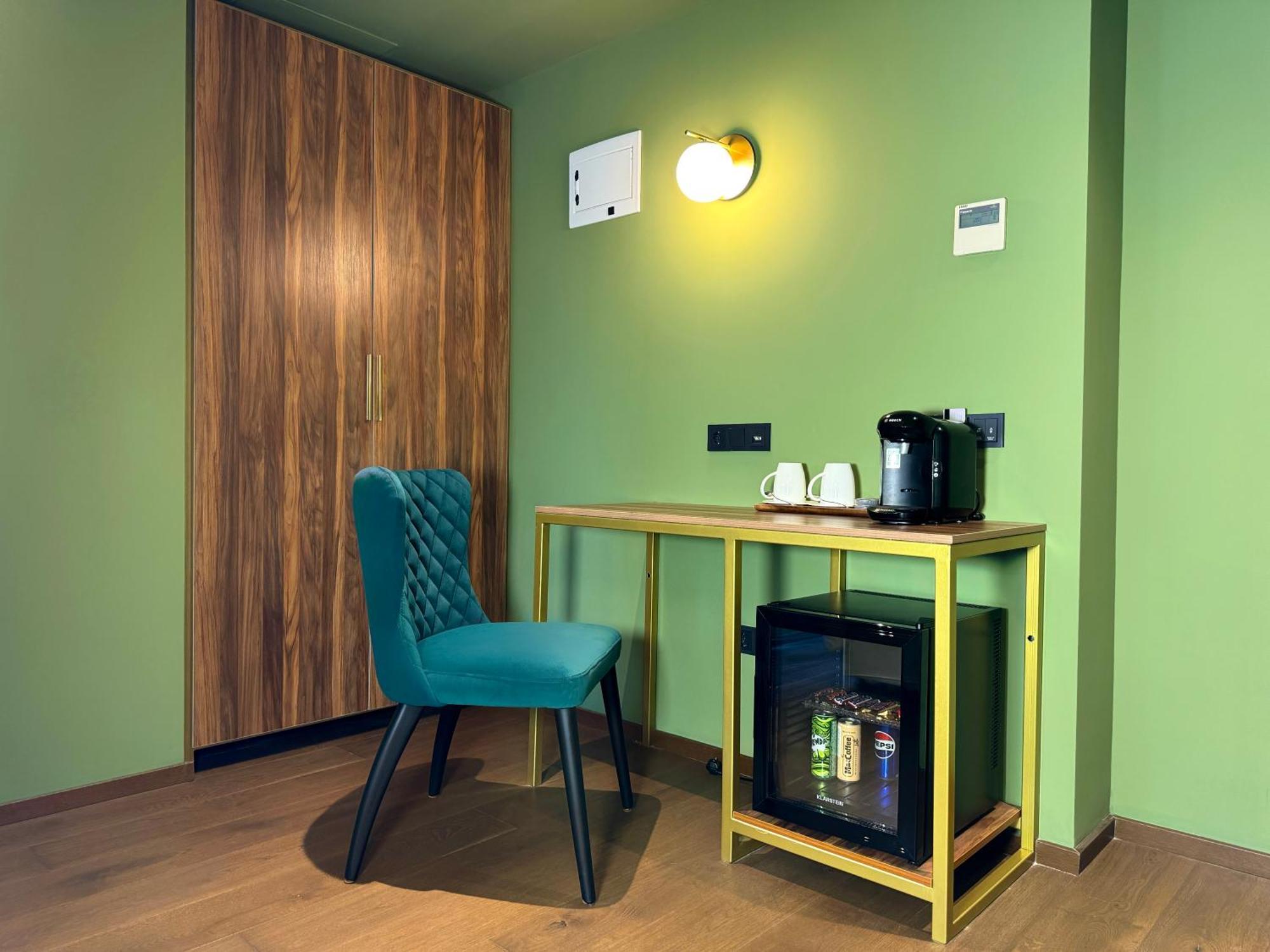 Tbilisi Edition - Design Hotel & Private Spa Екстериор снимка