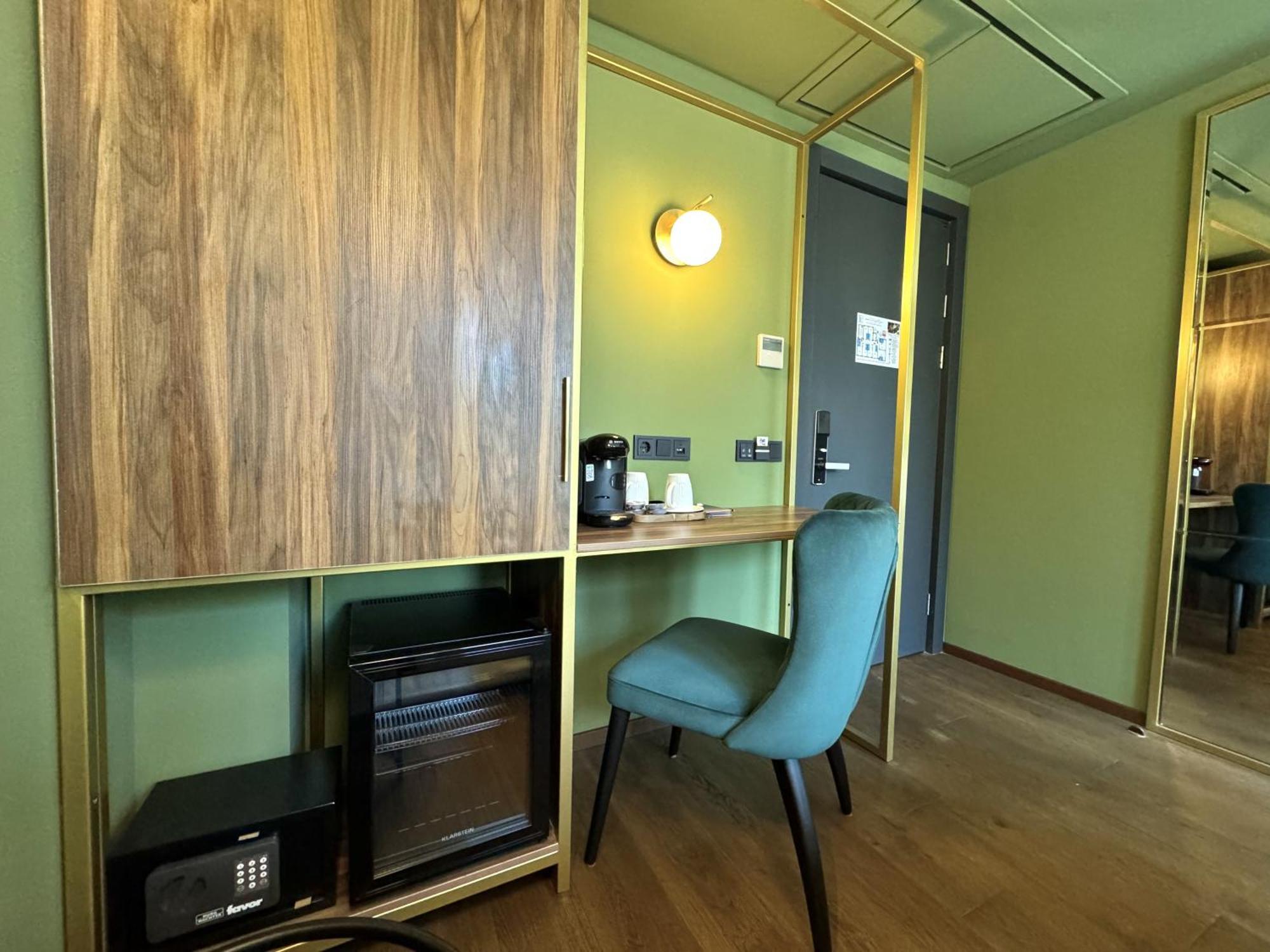 Tbilisi Edition - Design Hotel & Private Spa Екстериор снимка