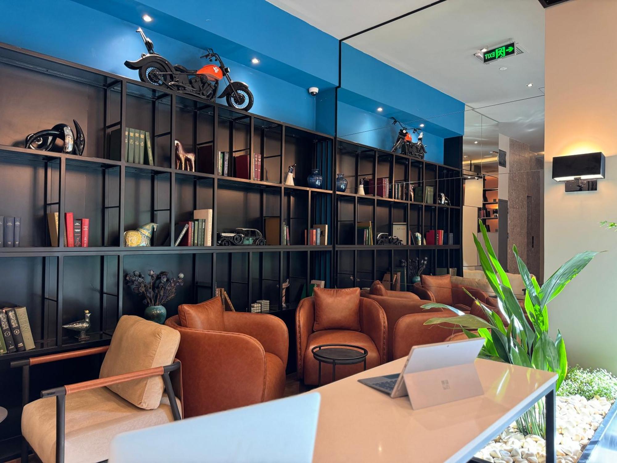 Tbilisi Edition - Design Hotel & Private Spa Екстериор снимка