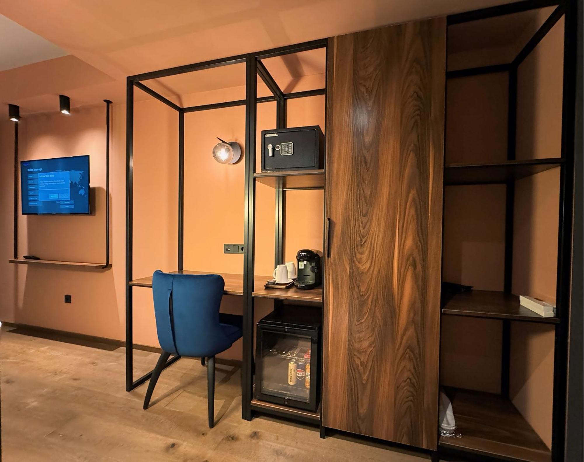 Tbilisi Edition - Design Hotel & Private Spa Екстериор снимка
